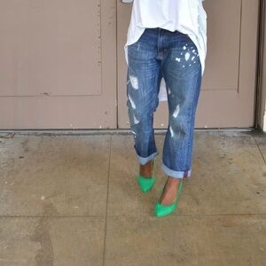 NEW! ! Without tags green pumps
